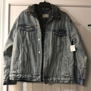 NWTs Free People Denim Jacket with faux fur leopard lining